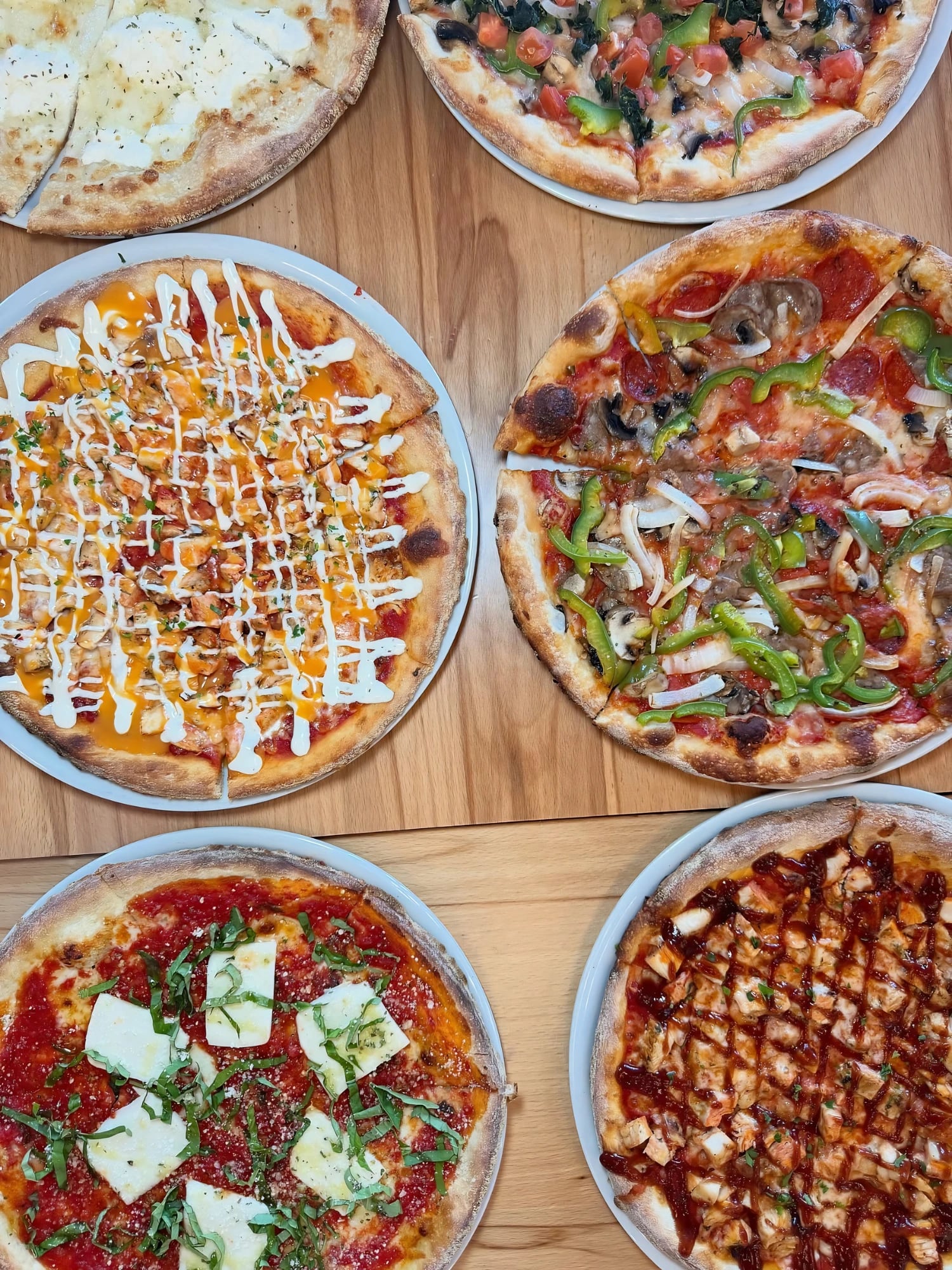 Pizza Salad Pointe in Davie, Florida